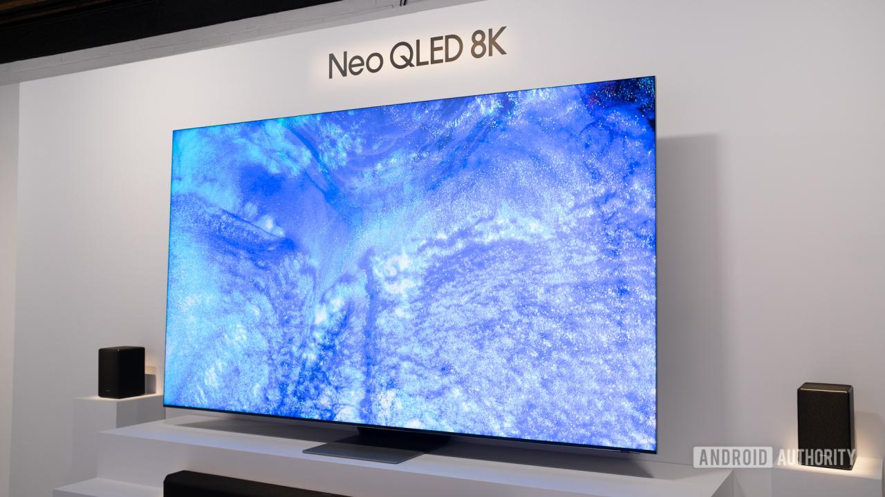 Los televisores Neo QLED de Samsung, explicados: esta tecnología MiniLED se  atreve a mirar a los