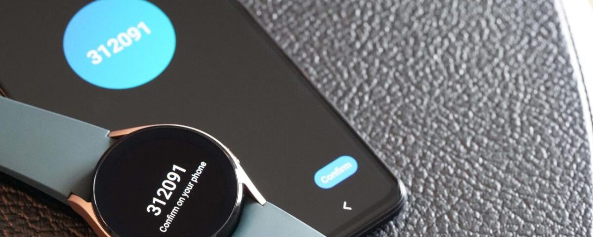 Un Galaxy Watch 4 se empareja con un teléfono Galaxy A51.